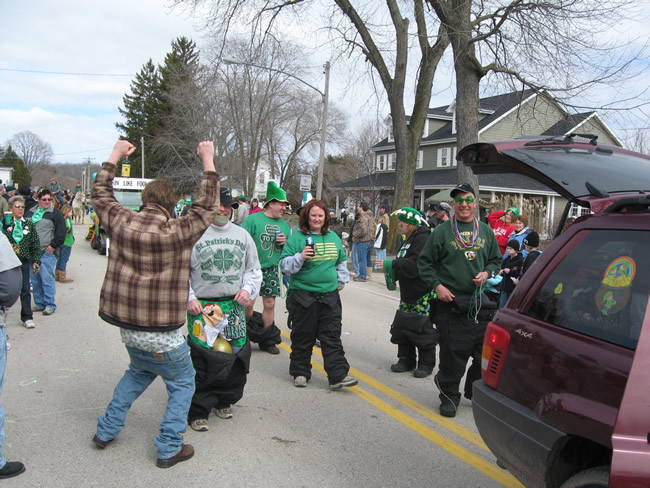/pictures/ST Pats Floats 2010 - Pants on the ground/IMG_3132.jpg